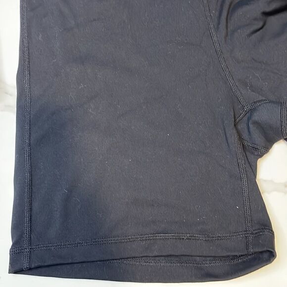 WeWoreWhat Bike Short in Black Slim Fit Sporty Shorts Summer - Picture 9 of 11